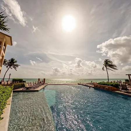 Beachfront Chic At El Faro Resort